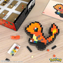MEGA Pokémon, Blocos de Montar Charmander Estilo Retrô Pixelado com 349 peças, 15 cm de Altura, A Partir de 13 Anos